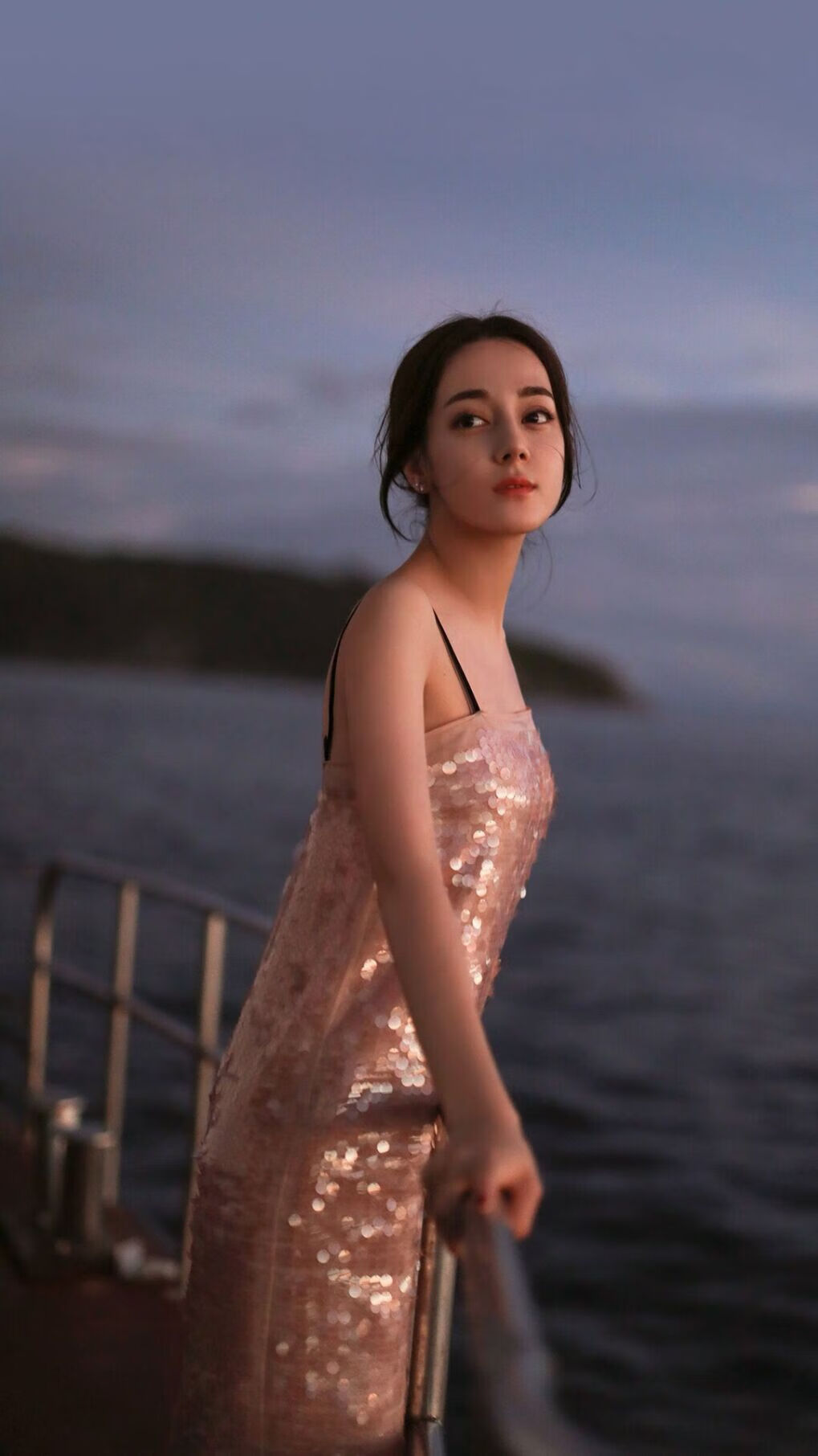 西班牙人主场小胜科尔多巴，勉强保级，西班牙人4连胜升至榜首