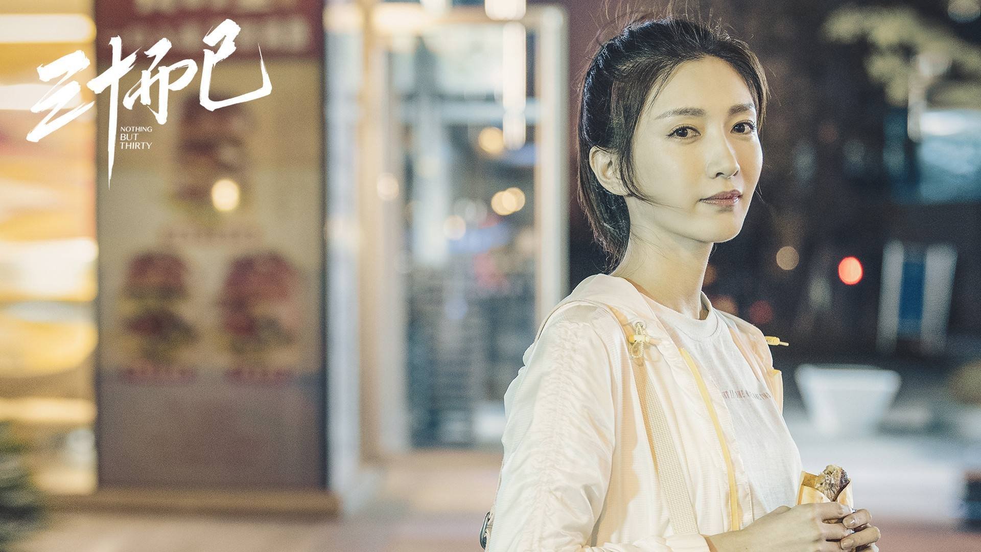 查默斯赛场表现赢得观众喝彩,查莫斯游泳