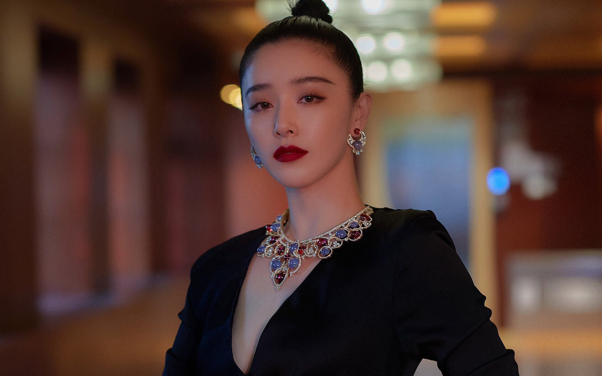 蛙泳赛场突尼斯继续刷新排名,蛙泳游泳比赛